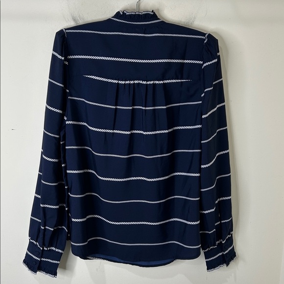 VINEYARD VINES Blue Striped Long Sleeve Ruffle Top Size Medium - Picture 3 of 14